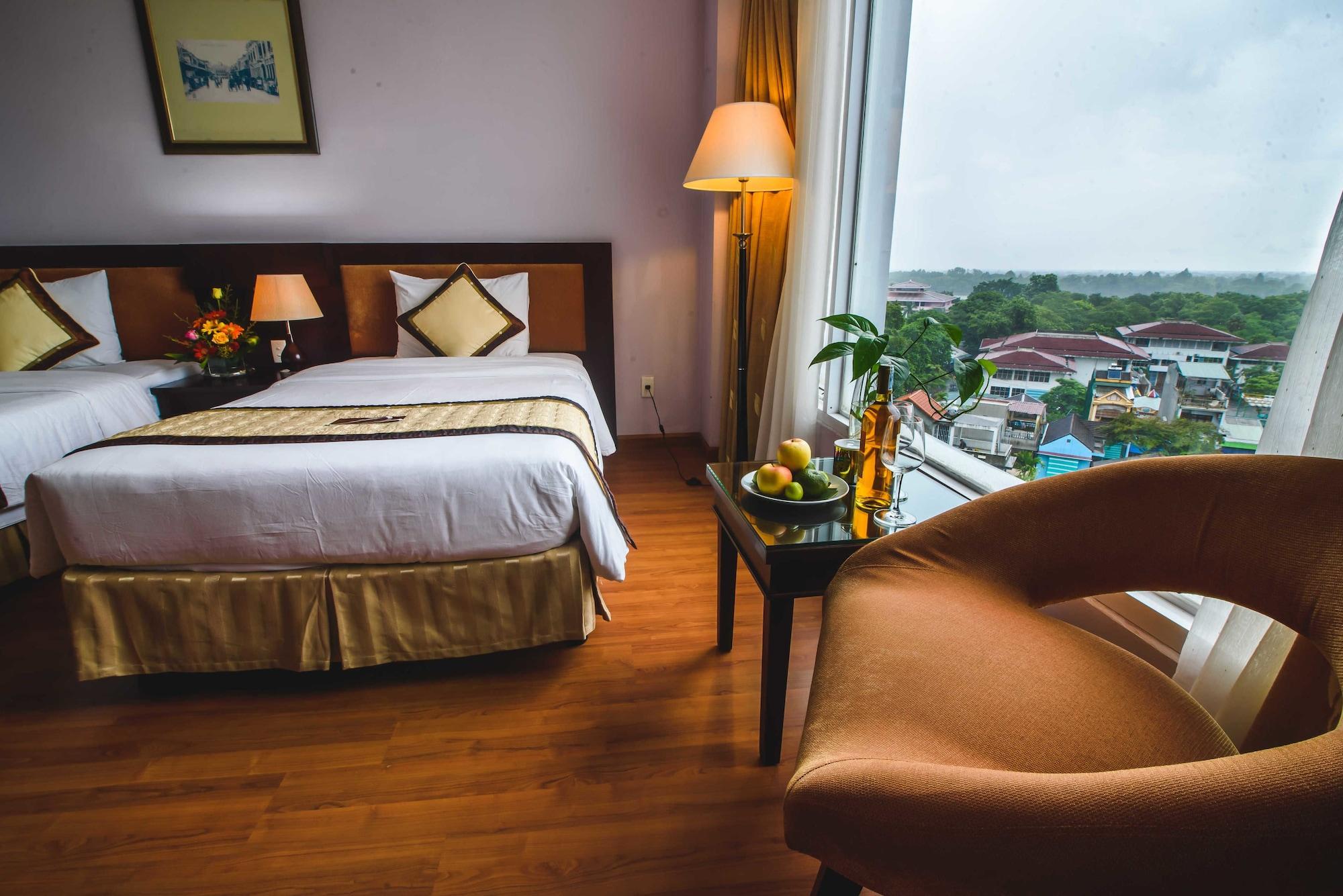Mondial Hotel Hue Zewnętrze zdjęcie