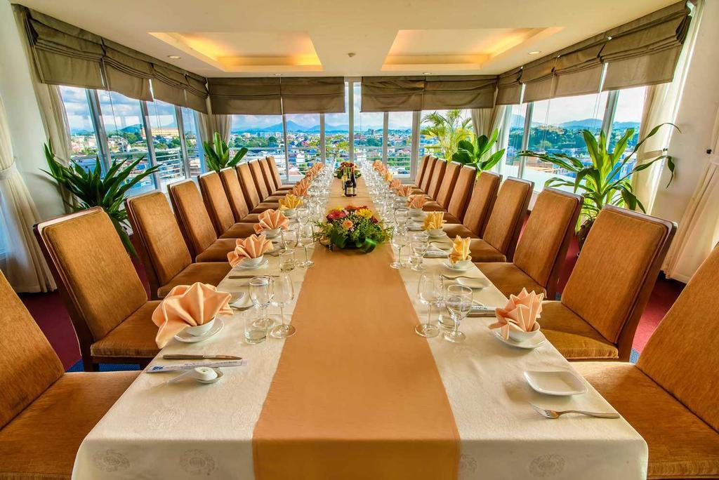 Mondial Hotel Hue Zewnętrze zdjęcie